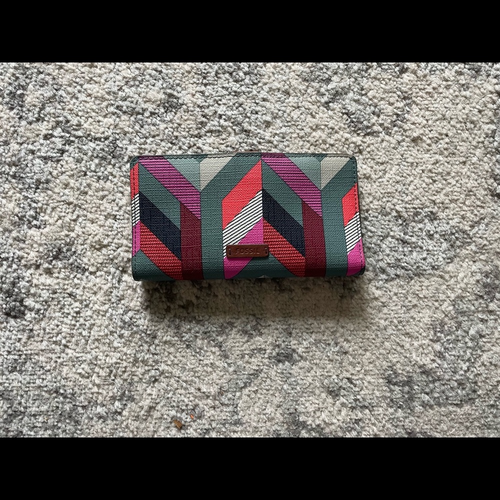 Fossil Chevron Zip-Around Wallet in Pink, Red, Green and Cream